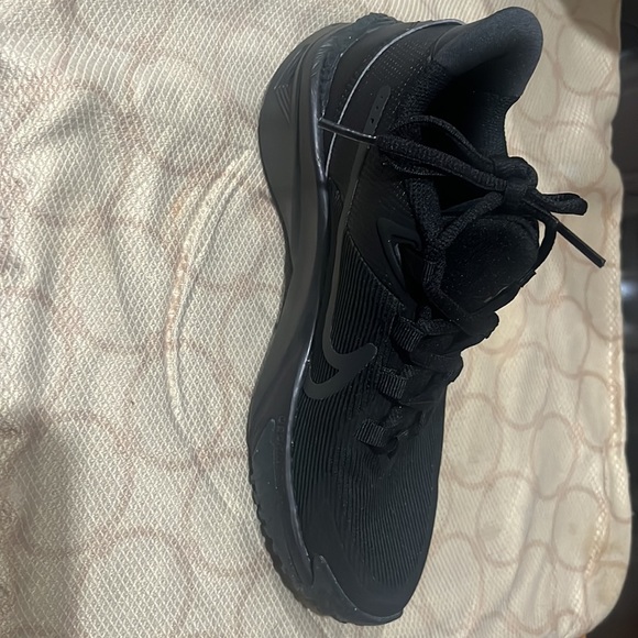 Nike Kids' Star Runner 4 Running Shoes newBig Kids Size 4 - Picture 7 of 7